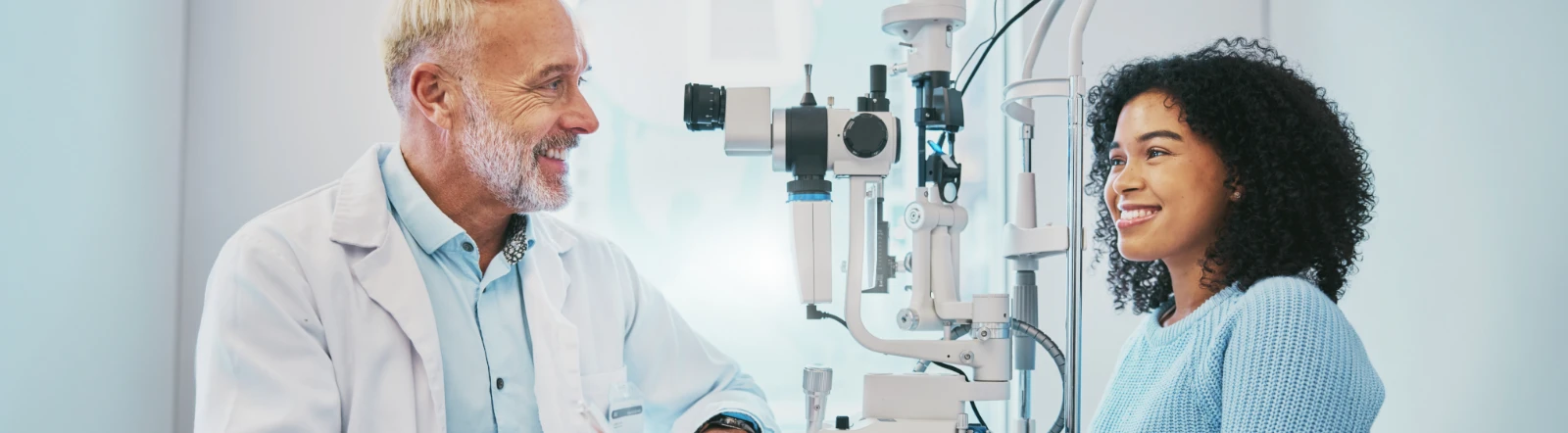 ophthalmologist eye exam